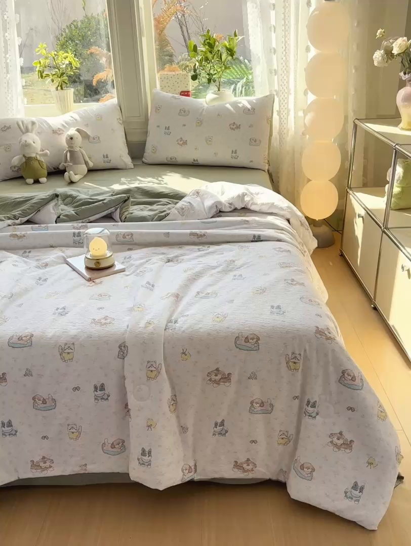 91家纺网 家纺一手货源 找家纺 丽美人家纺 2026春夏新款简单款皱皱纱夏被夏凉被空调被 贝拉