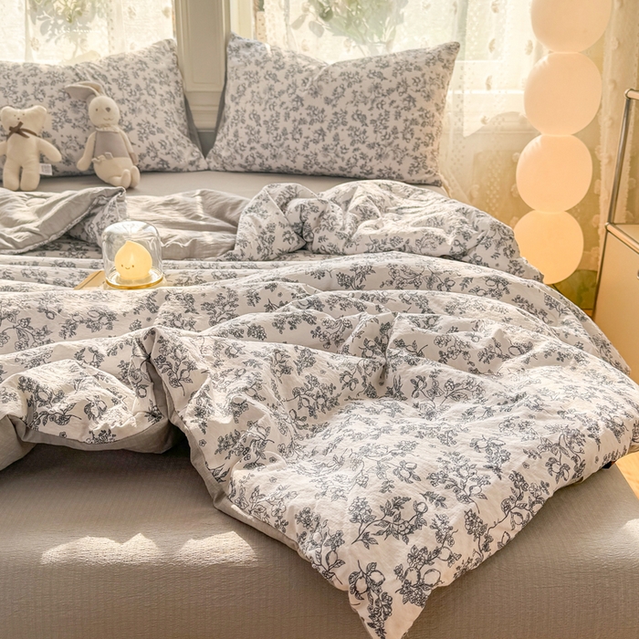 91家纺网 家纺一手货源 找家纺 丽美人家纺 2026春夏新款简单款皱皱纱夏被夏凉被空调被 花开漫漫