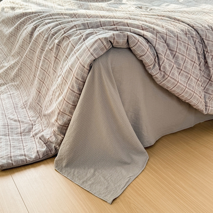 91家纺网 家纺一手货源 找家纺 丽美人家纺 2026春夏新款简单款皱皱纱夏被夏凉被空调被 花开漫漫