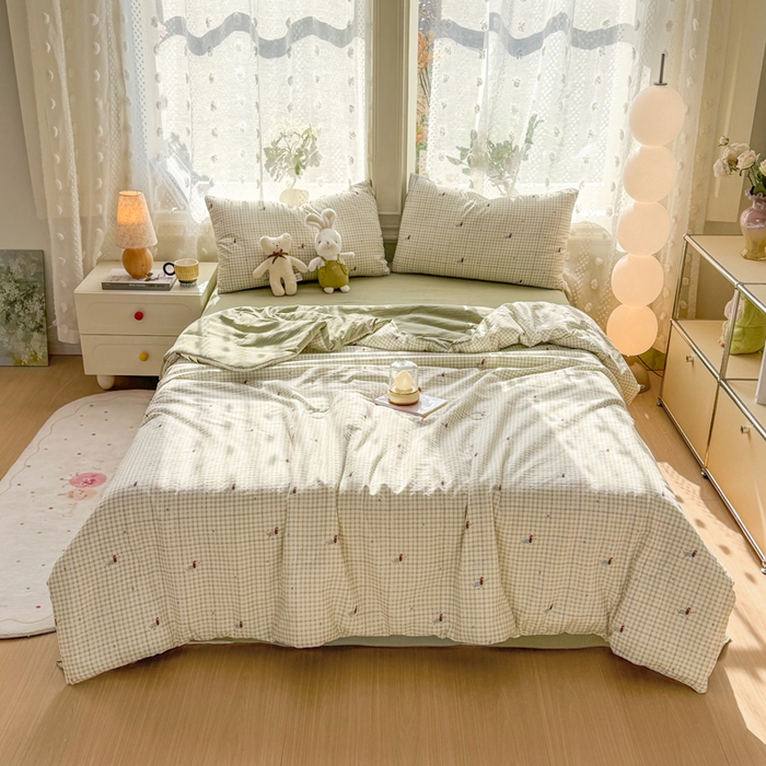 91家纺网 家纺一手货源 找家纺 丽美人家纺 2026春夏新款简单款皱皱纱夏被夏凉被空调被 腊肠狗