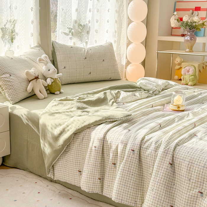 91家纺网 家纺一手货源 找家纺 丽美人家纺 2026春夏新款简单款皱皱纱夏被夏凉被空调被 腊肠狗