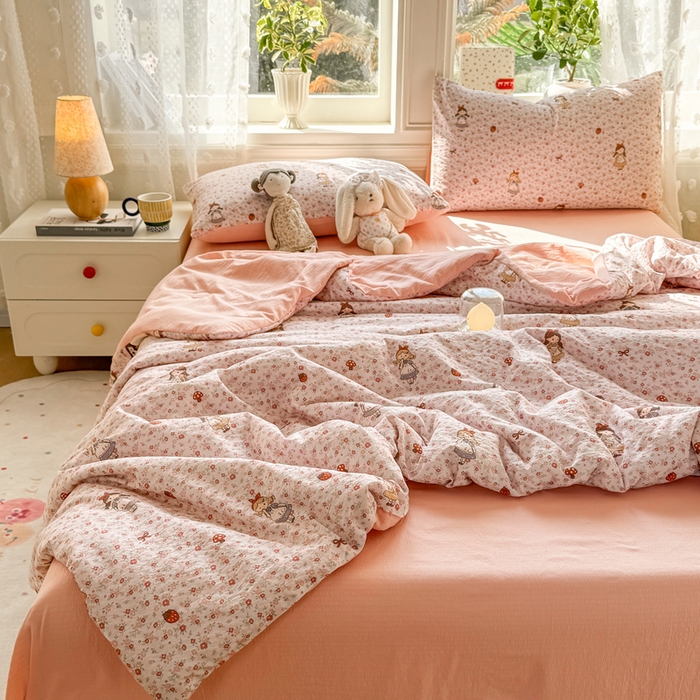 91家纺网 家纺一手货源 找家纺 丽美人家纺 2026春夏新款简单款皱皱纱夏被夏凉被空调被 玛丽