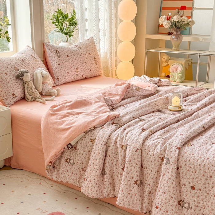 91家纺网 家纺一手货源 找家纺 丽美人家纺 2026春夏新款简单款皱皱纱夏被夏凉被空调被 玛丽