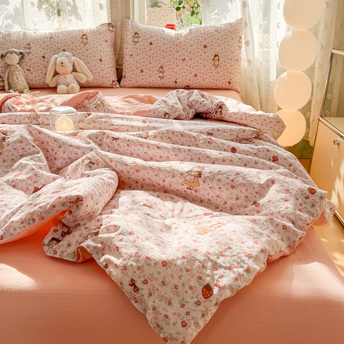 91家纺网 家纺一手货源 找家纺 丽美人家纺 2026春夏新款简单款皱皱纱夏被夏凉被空调被 玛丽