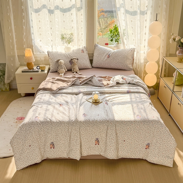 91家纺网 家纺一手货源 找家纺 丽美人家纺 2026春夏新款简单款皱皱纱夏被夏凉被空调被 时光