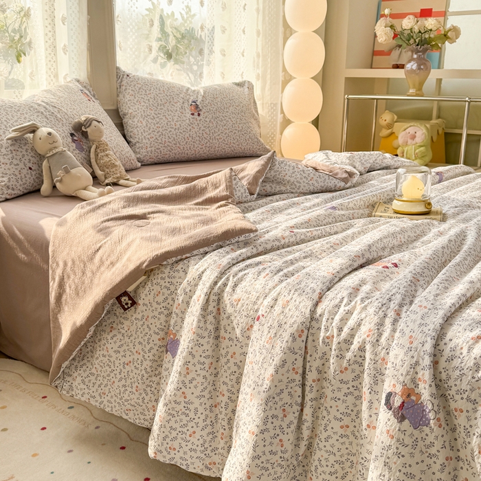 91家纺网 家纺一手货源 找家纺 丽美人家纺 2026春夏新款简单款皱皱纱夏被夏凉被空调被 时光