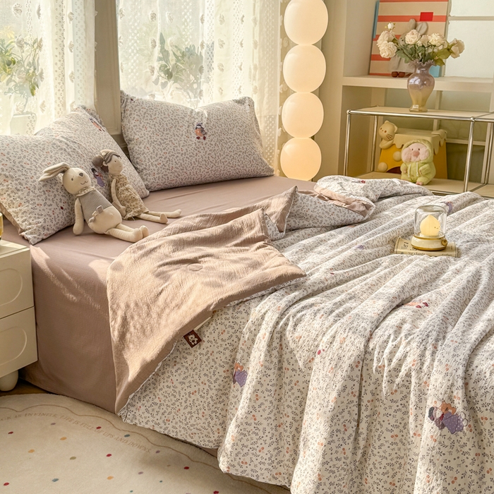 91家纺网 家纺一手货源 找家纺 丽美人家纺 2026春夏新款简单款皱皱纱夏被夏凉被空调被 时光