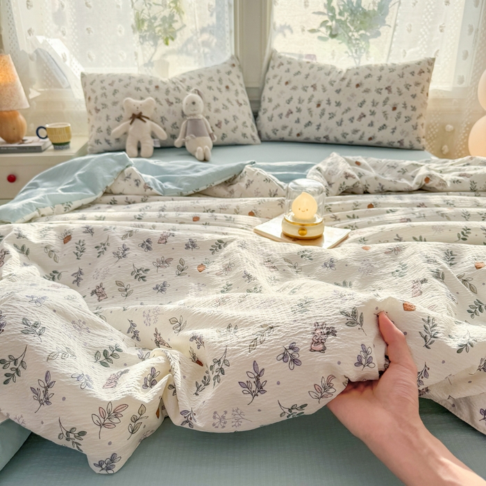 91家纺网 家纺一手货源 找家纺 丽美人家纺 2026春夏新款简单款皱皱纱夏被夏凉被空调被 紫雾叶兔