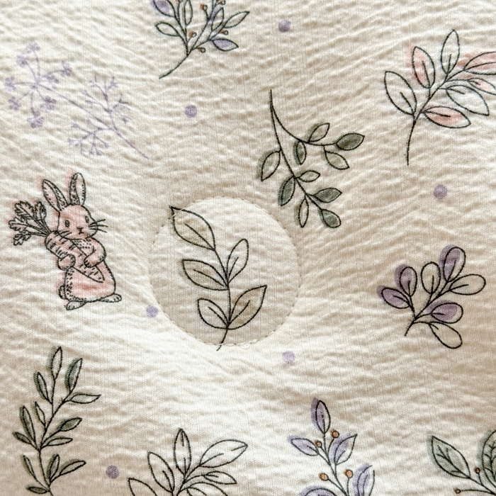 91家纺网 家纺一手货源 找家纺 丽美人家纺 2026春夏新款简单款皱皱纱夏被夏凉被空调被 紫雾叶兔