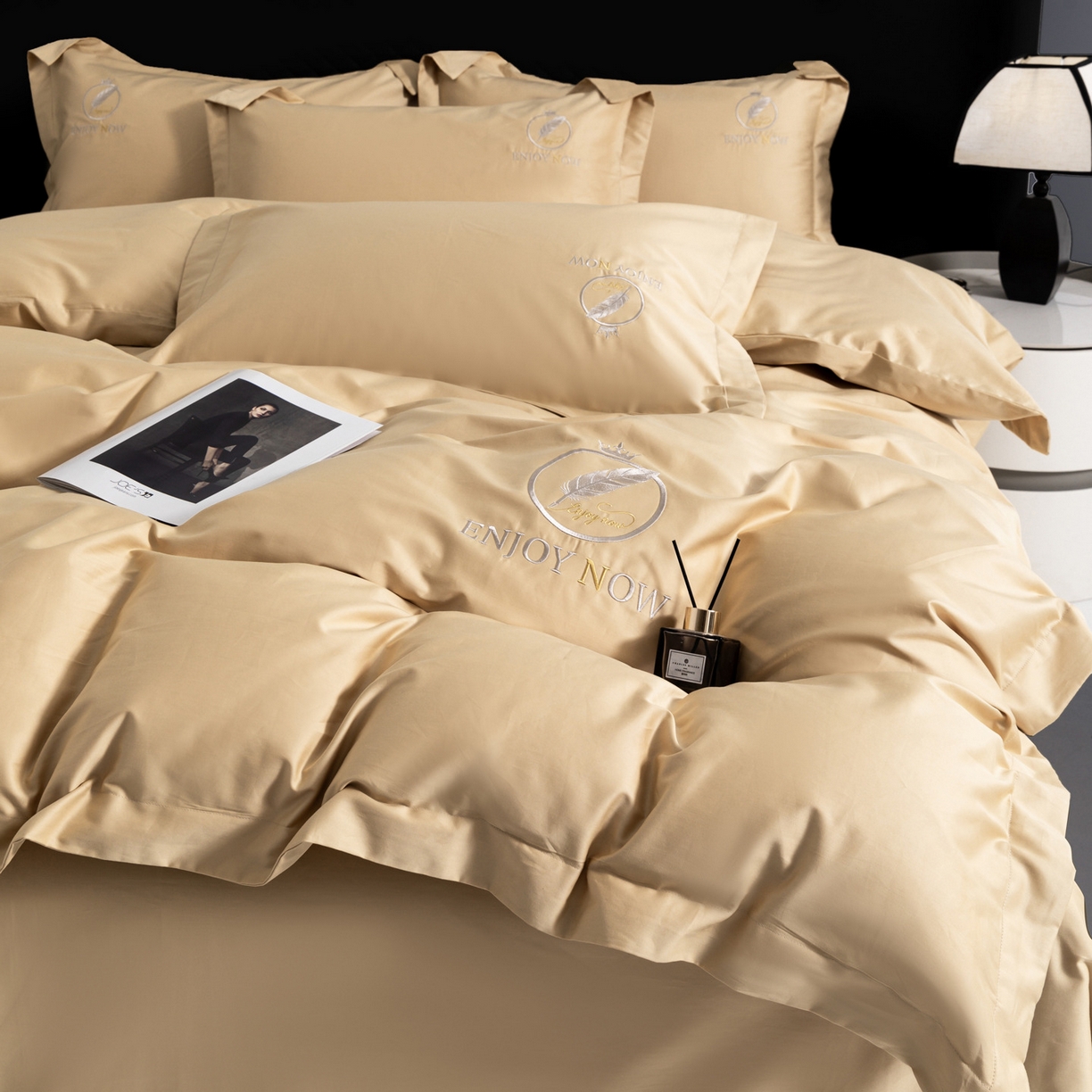 91家纺网 家纺一手货源 找家纺 宝时兰 2026新款全棉高支长绒棉纯色绣花刺绣四件套纯棉床单床笠款（高档礼盒包装）