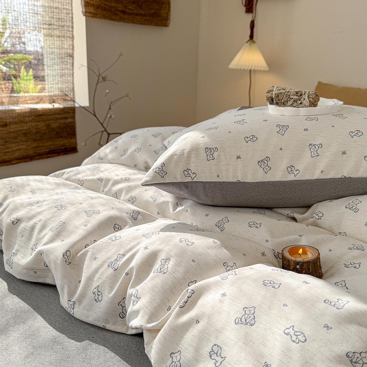 91家纺网 家纺一手货源 找家纺 铺尚美家纺 2026春夏新品色织棉麻棉纱小露麻系列皱皱纱四件套 熊熊乐园