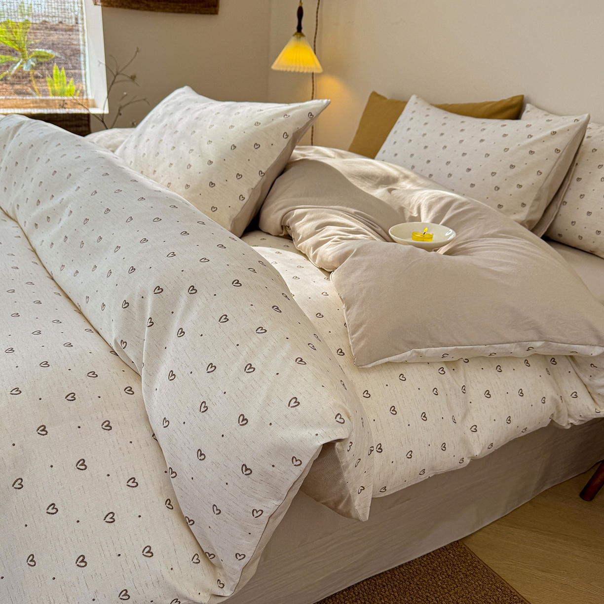 91家纺网 家纺一手货源 找家纺 铺尚美家纺 2026春夏新品色织棉麻棉纱小露麻系列皱皱纱四件套 小心心