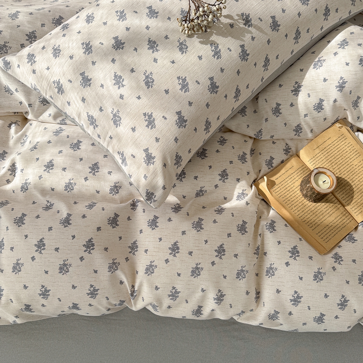 91家纺网 家纺一手货源 找家纺 铺尚美家纺 2026春夏新品色织棉麻棉纱小露麻系列皱皱纱四件套 罗卡拉灰