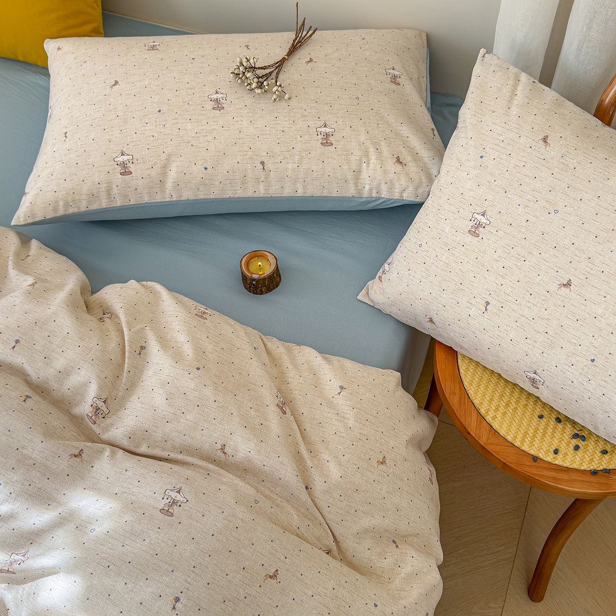 91家纺网 家纺一手货源 找家纺 铺尚美家纺 2026春夏新品色织棉麻棉纱小露麻系列皱皱纱四件套 旋转木马