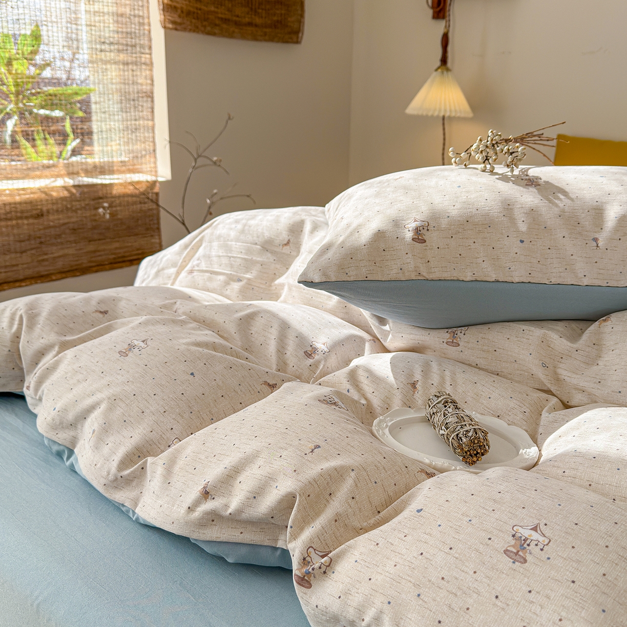 91家纺网 家纺一手货源 找家纺 铺尚美家纺 2026春夏新品色织棉麻棉纱小露麻系列皱皱纱四件套 旋转木马