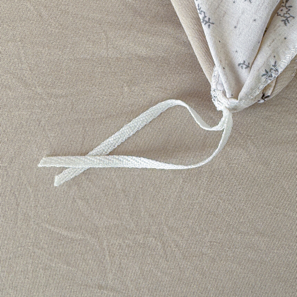 91家纺网 家纺一手货源 找家纺 铺尚美家纺 2026春夏新品色织棉麻棉纱小露麻系列皱皱纱四件套 素雅小花