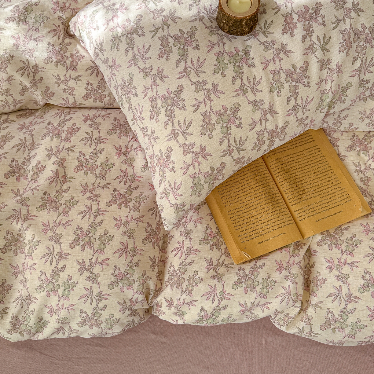 91家纺网 家纺一手货源 找家纺 铺尚美家纺 2026春夏新品色织棉麻棉纱小露麻系列皱皱纱四件套 扶摇花