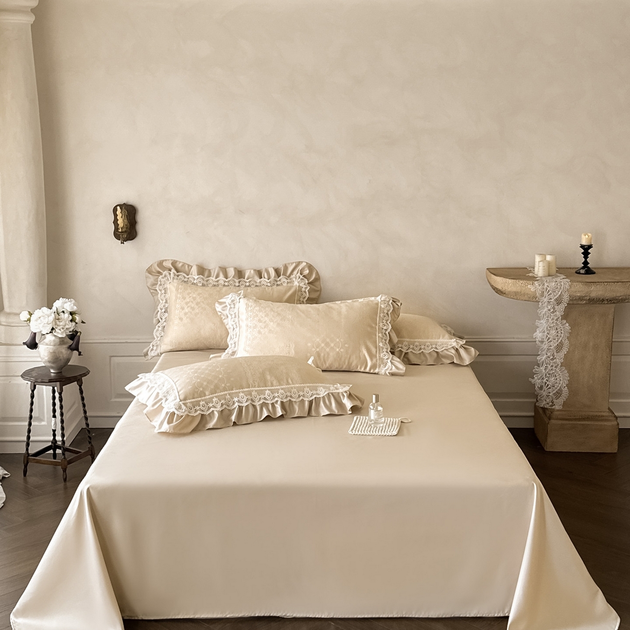 91家纺网 家纺一手货源 找家纺 首尔家纺 2026新款花边夹棉床盖四件套厚织提花款系列-提供买家秀 浮生若梦-香槟