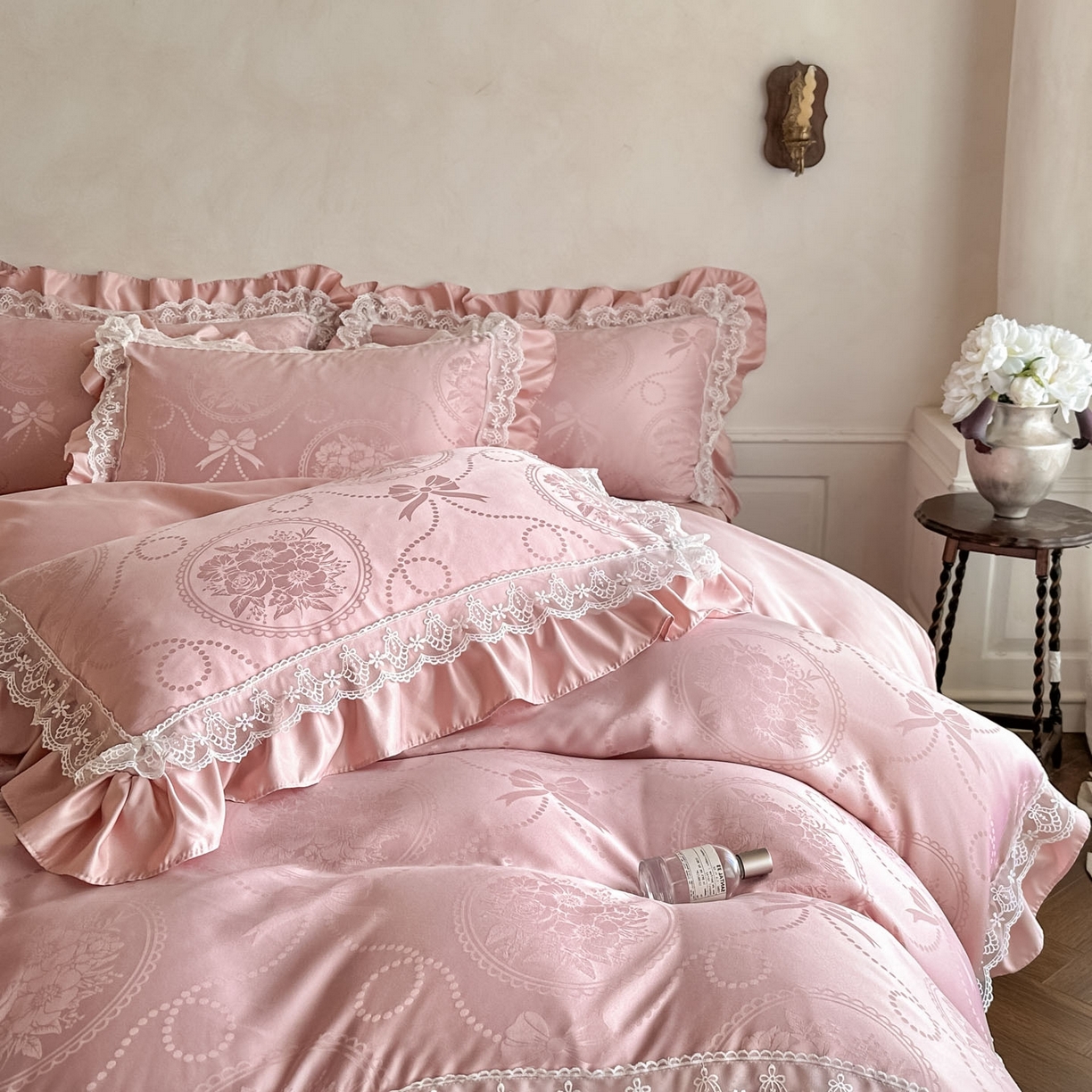 91家纺网 家纺一手货源 找家纺 （总）首尔家纺 2026新款花边夹棉床盖四件套厚织提花款系列-提供买家秀