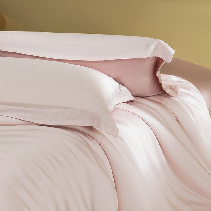 91家纺网 家纺一手货源 找家纺 618家纺 2026新款A类奥地利进口兰精天丝拼色四件套系列 天丝双拼奶油粉