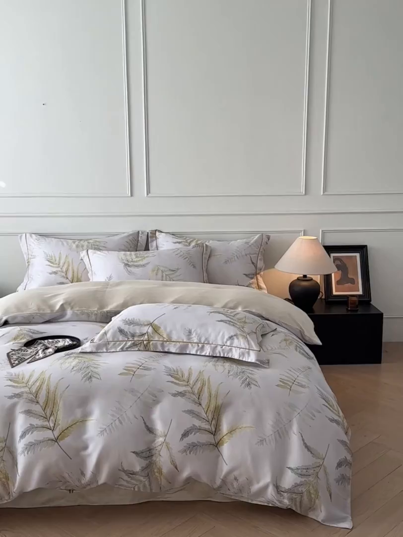 91家纺网 家纺一手货源 找家纺 启航家居 2026新款春夏天丝莱赛尔数码印花四件套 半纸叶灰