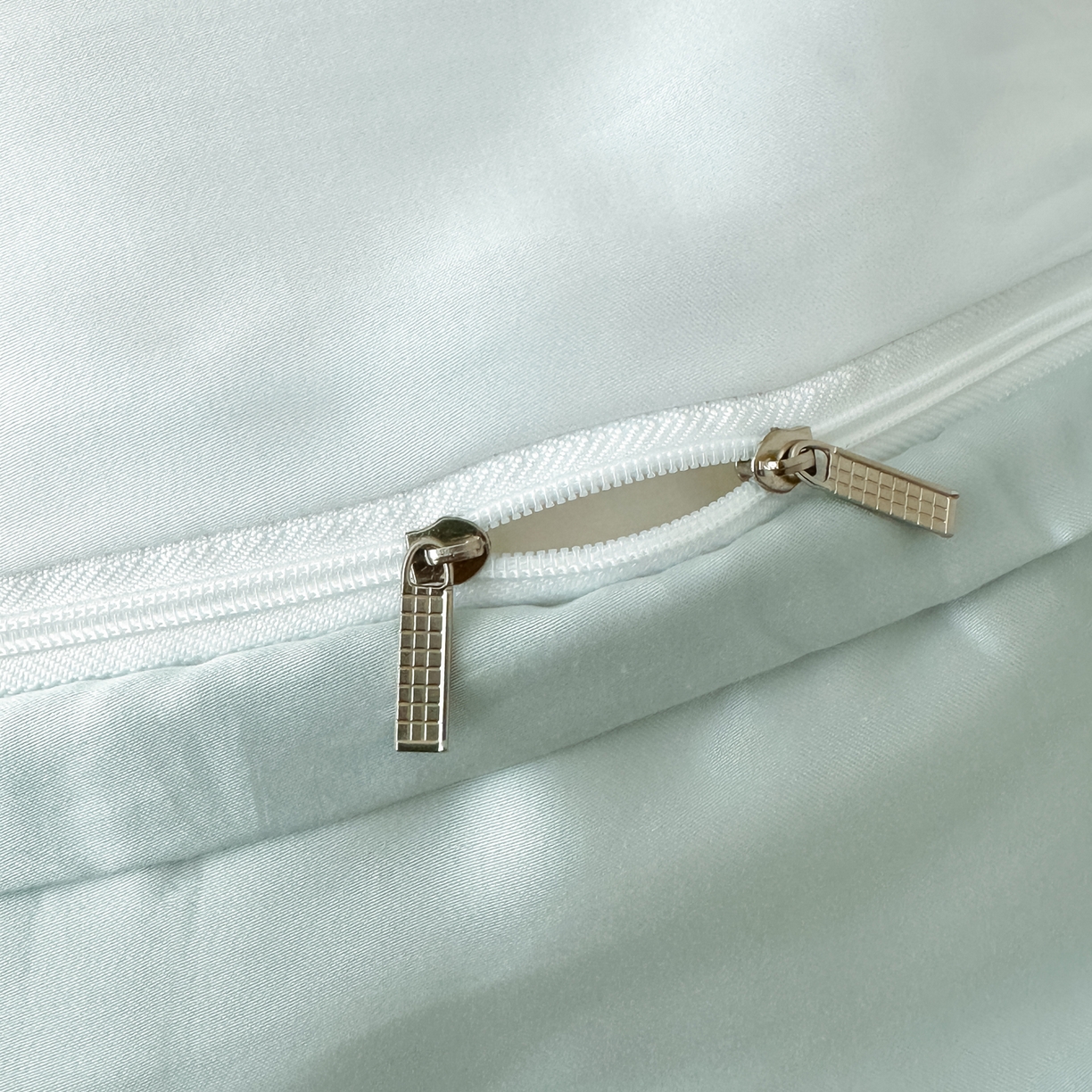 91家纺网 家纺一手货源 找家纺 启航家居 2026新款春夏天丝莱赛尔数码印花四件套 池禾韵兰