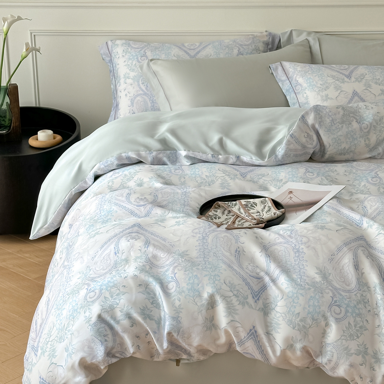 91家纺网 家纺一手货源 找家纺 启航家居 2026新款春夏天丝莱赛尔数码印花四件套 梦境之翼兰