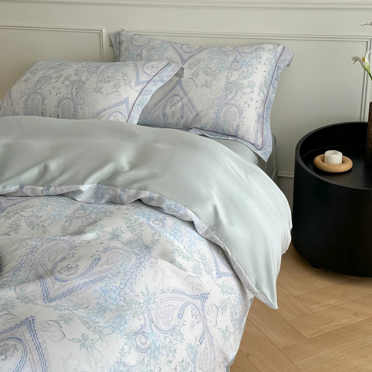 91家纺网 家纺一手货源 找家纺 启航家居 2026新款春夏天丝莱赛尔数码印花四件套 梦境之翼兰