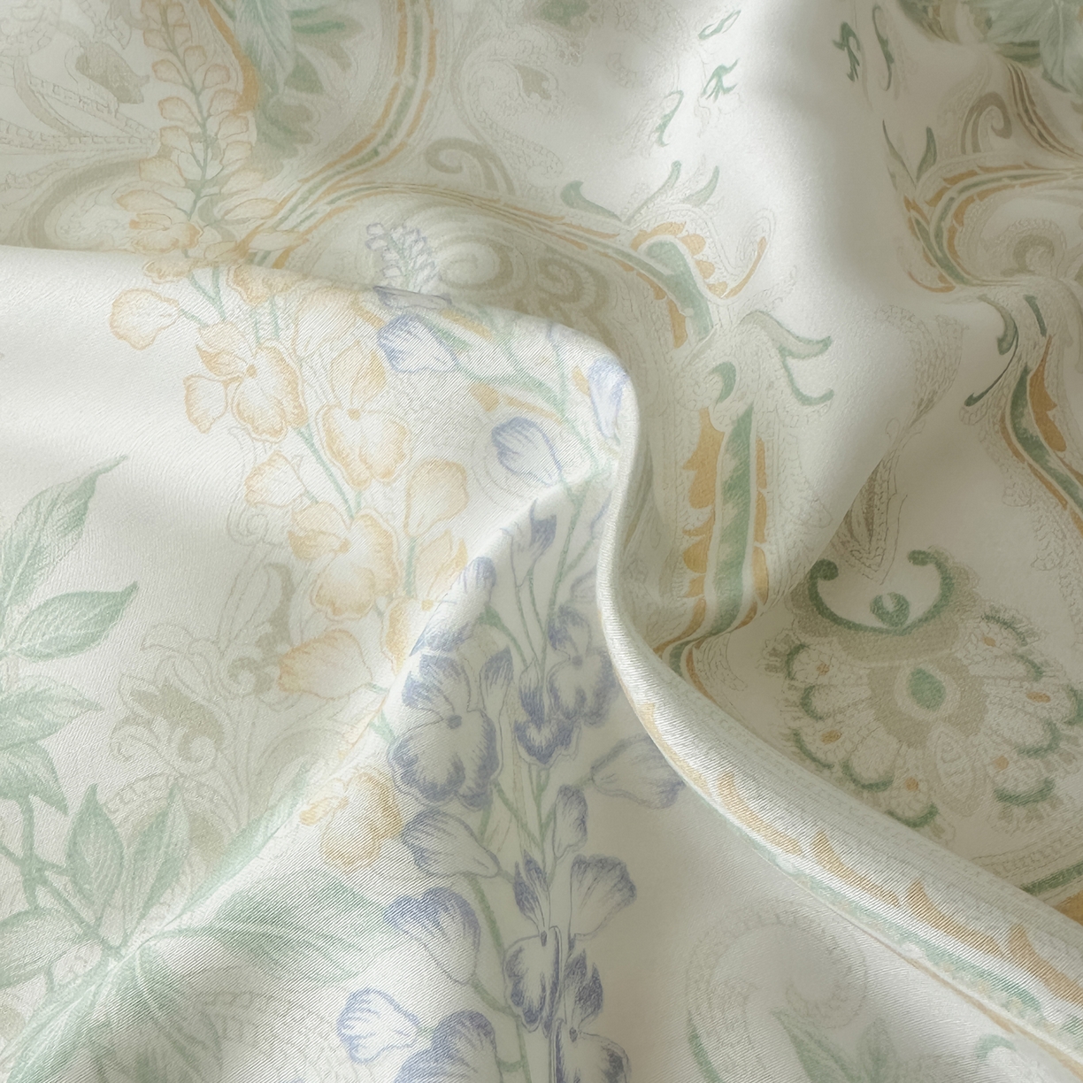 91家纺网 家纺一手货源 找家纺 启航家居 2026新款春夏天丝莱赛尔数码印花四件套 梦境之翼绿