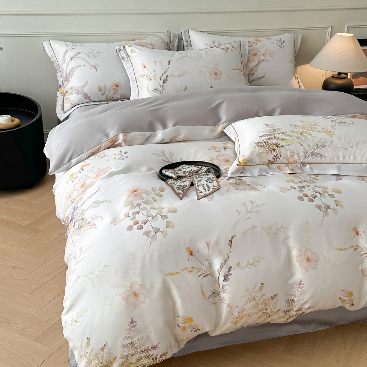 91家纺网 家纺一手货源 找家纺 启航家居 2026新款春夏天丝莱赛尔数码印花四件套 烟花间粉