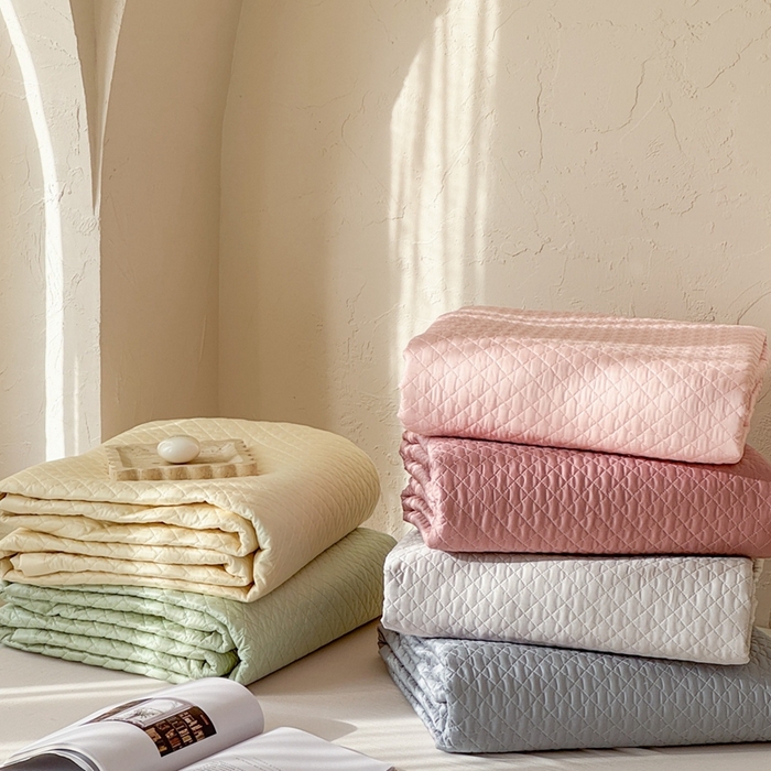 91家纺网 家纺一手货源 找家纺 法芙娜家纺 2025新款兰精天丝60天丝床笠 若草绿