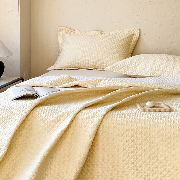 91家纺网 家纺一手货源 找家纺 法芙娜家纺 2026新款100S长绒棉床盖三件套 米黄