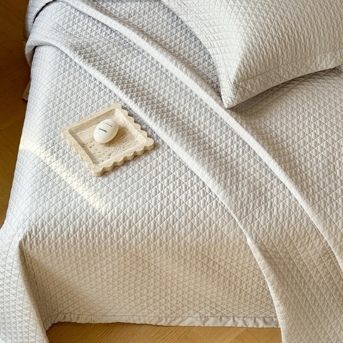 91家纺网 家纺一手货源 找家纺 法芙娜家纺 2026新款100S长绒棉床盖三件套 浅灰