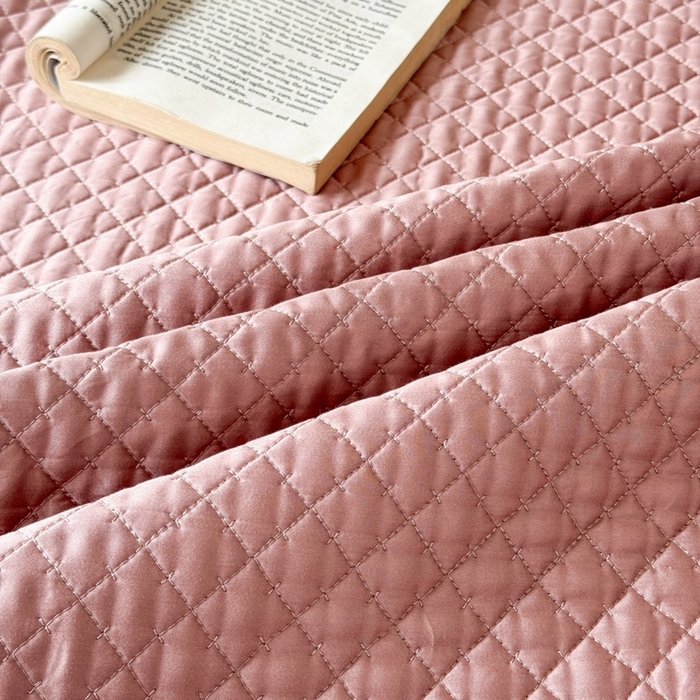 91家纺网 家纺一手货源 找家纺 法芙娜家纺 2026新款100S长绒棉床盖三件套 深粉