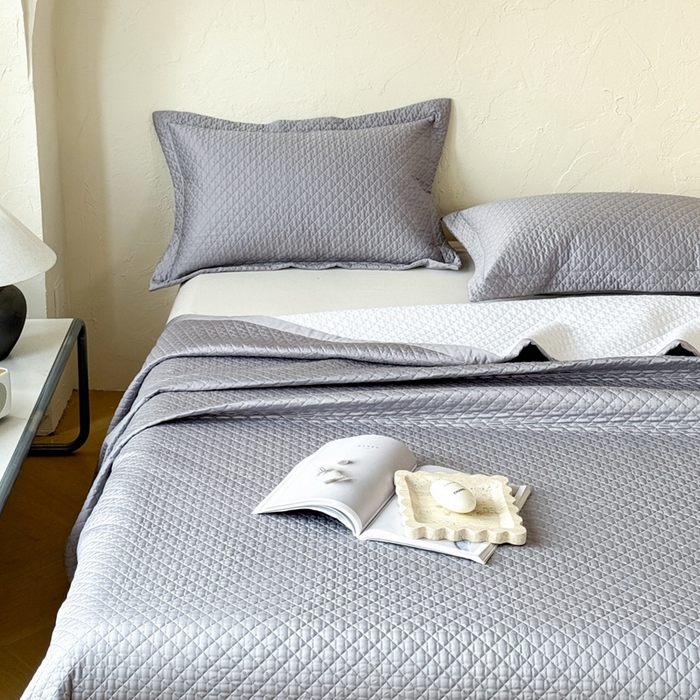 91家纺网 家纺一手货源 找家纺 法芙娜家纺 2026新款100S长绒棉床盖三件套 深灰