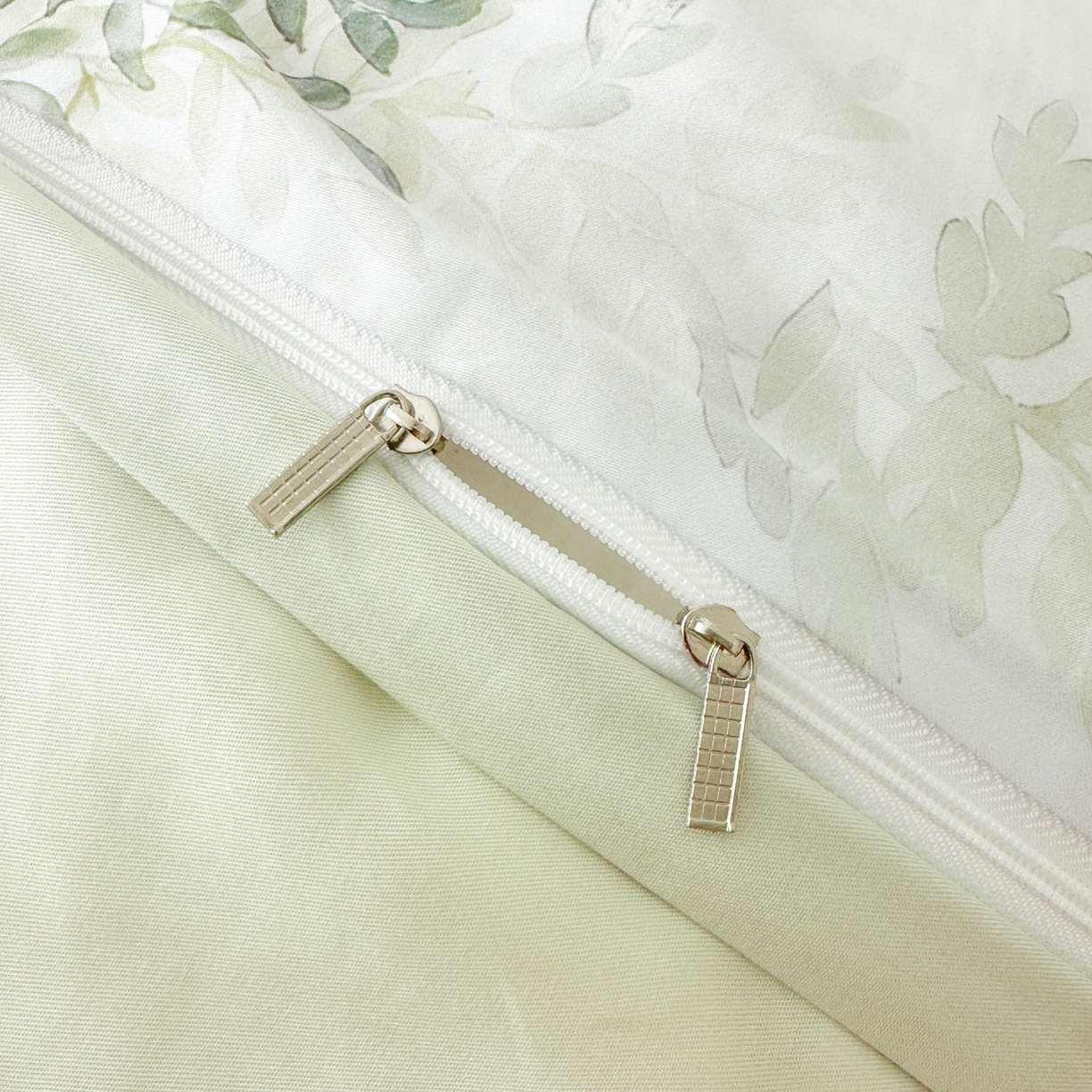 91家纺网 家纺一手货源 找家纺 启航家居 2026新款春夏天丝莱赛尔数码印花四件套 烟花间绿