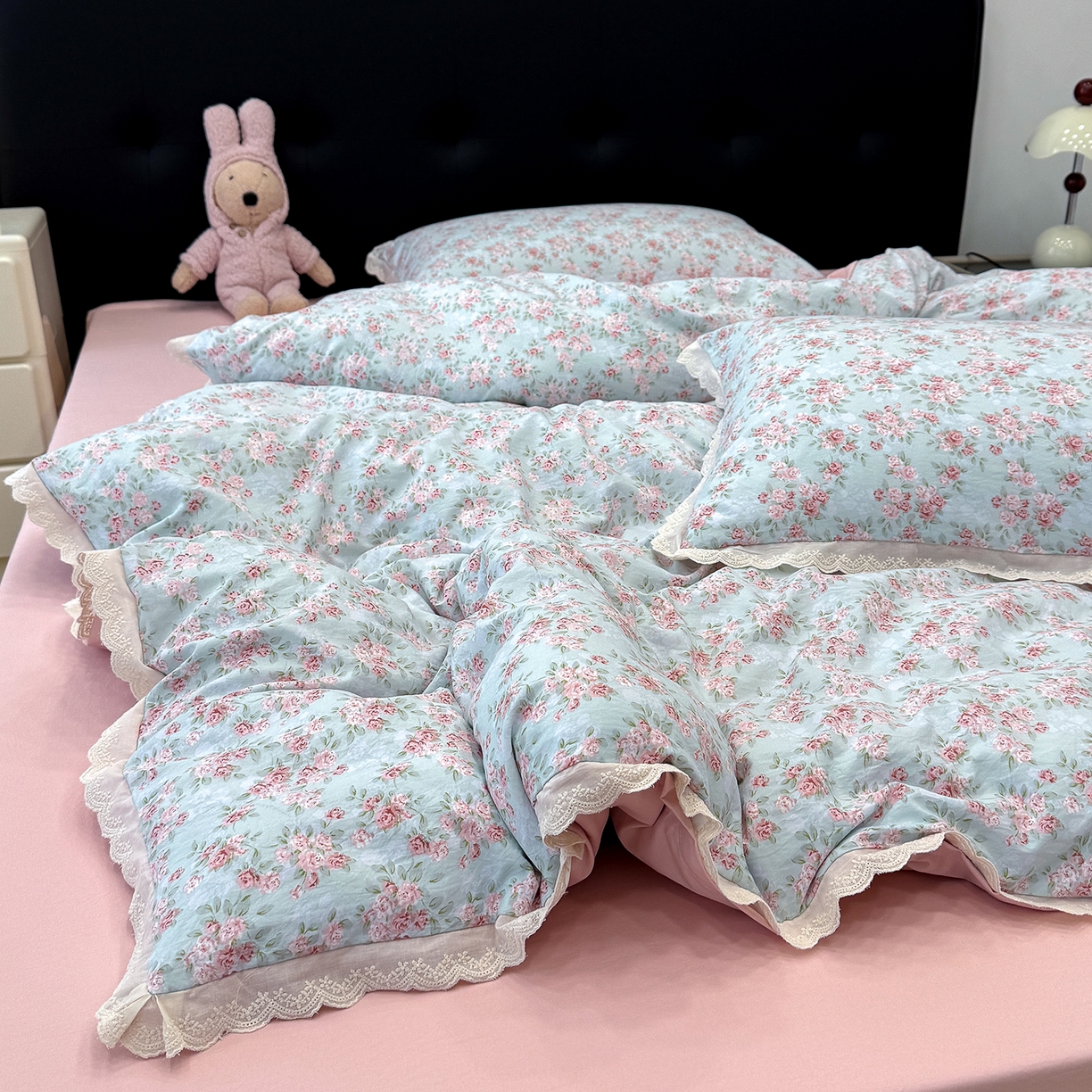 91家纺网 家纺一手货源 找家纺 铺尚美家纺 2026新款田园韩版花边款小碎花古法水洗仿棉A类云感棉四件套 篱陌