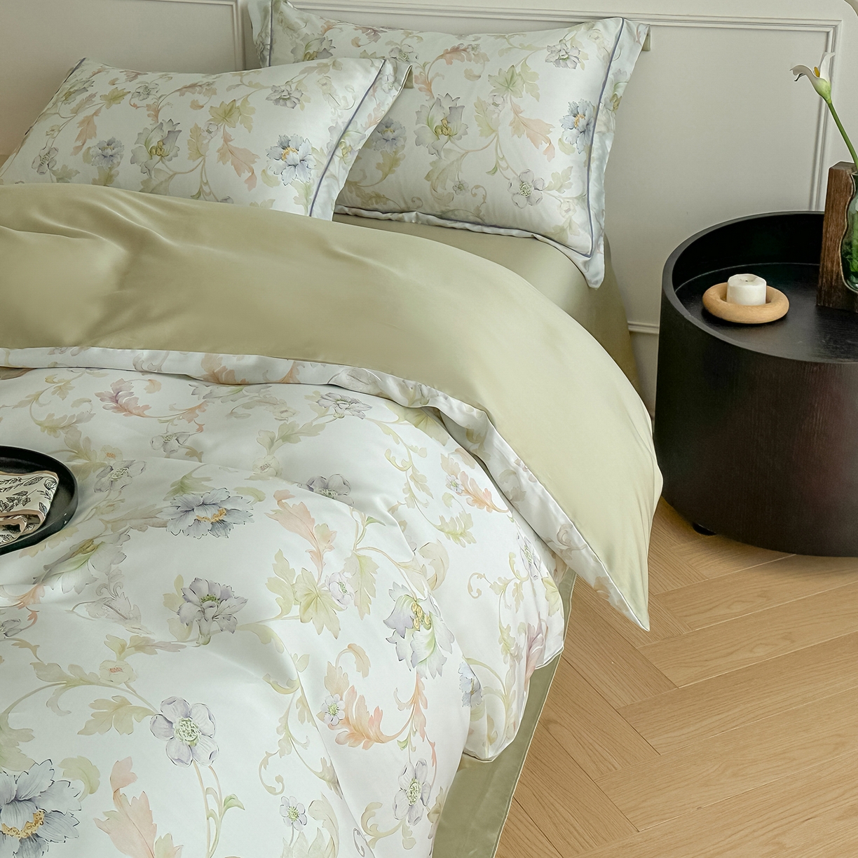 91家纺网 家纺一手货源 找家纺 启航家居 2026新款春夏天丝莱赛尔数码印花四件套 樱岛春漫粉