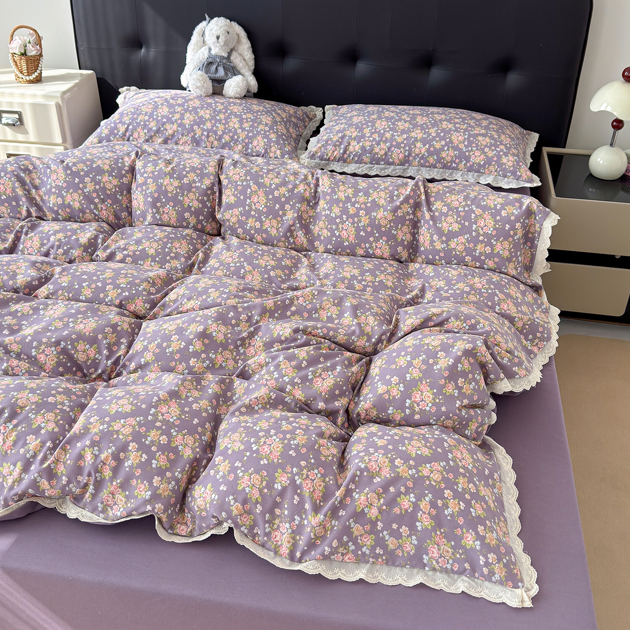 91家纺网 家纺一手货源 找家纺 铺尚美家纺 2026新款田园韩版花边款小碎花古法水洗仿棉A类云感棉四件套 枝雨花繁