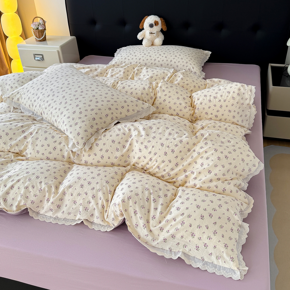 91家纺网 家纺一手货源 找家纺 铺尚美家纺 2026新款田园韩版花边款小碎花古法水洗仿棉A类云感棉四件套 午后花园紫