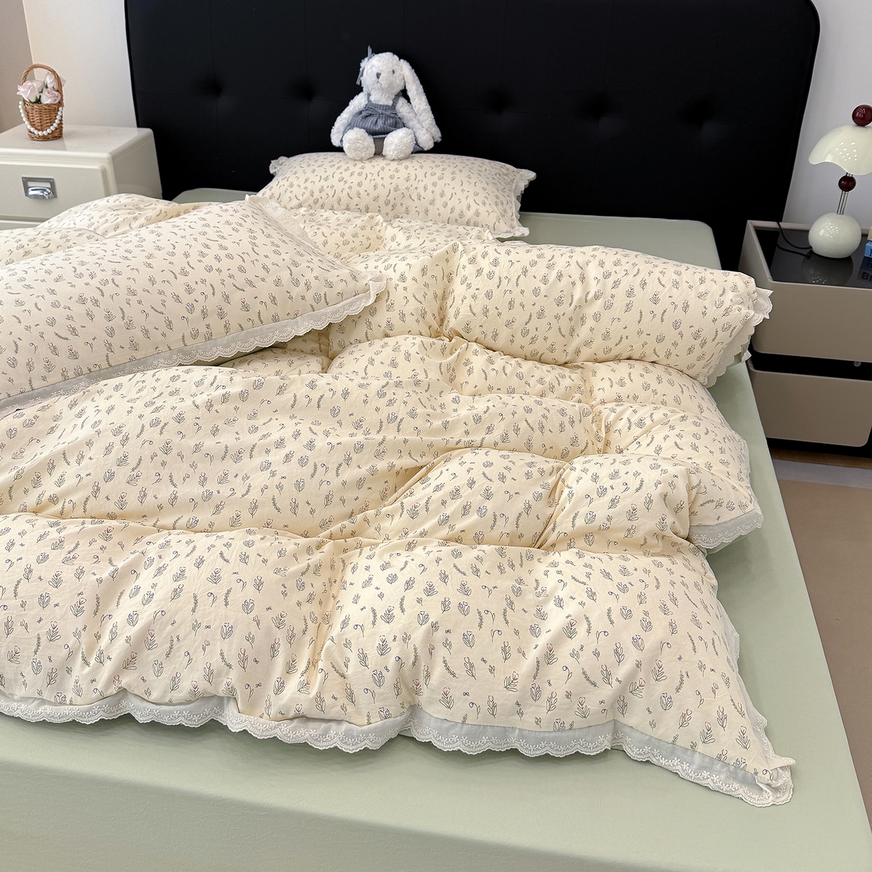 91家纺网 家纺一手货源 找家纺 铺尚美家纺 2026新款田园韩版花边款小碎花古法水洗仿棉A类云感棉四件套 千寻绿