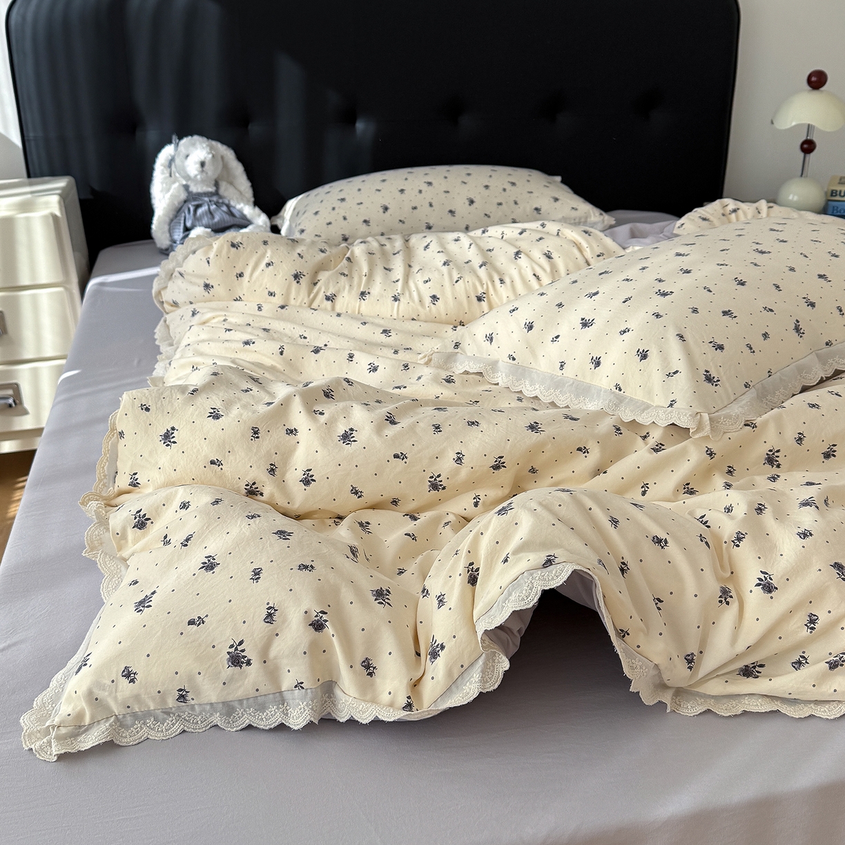 91家纺网 家纺一手货源 找家纺 铺尚美家纺 2026新款田园韩版花边款小碎花古法水洗仿棉A类云感棉四件套 暖暖