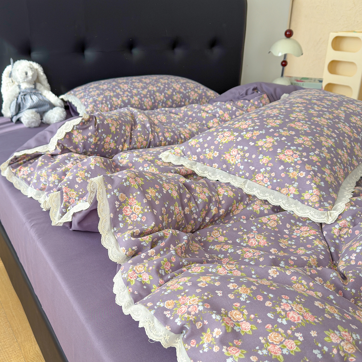 91家纺网 家纺一手货源 找家纺 铺尚美家纺 2026新款田园韩版花边款小碎花古法水洗仿棉A类云感棉四件套 枝雨花繁