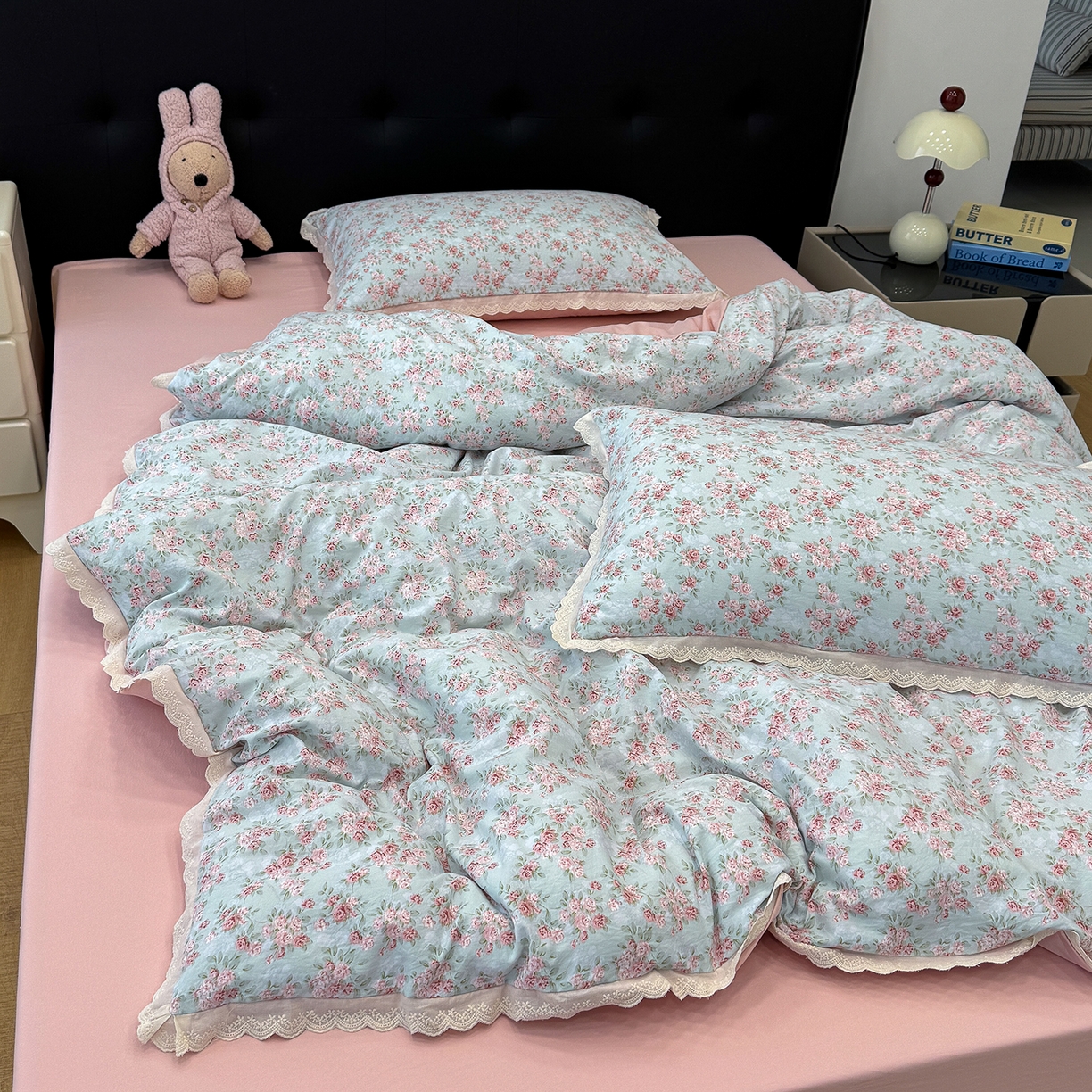 91家纺网 家纺一手货源 找家纺 铺尚美家纺 2026新款田园韩版花边款小碎花古法水洗仿棉A类云感棉四件套 篱陌