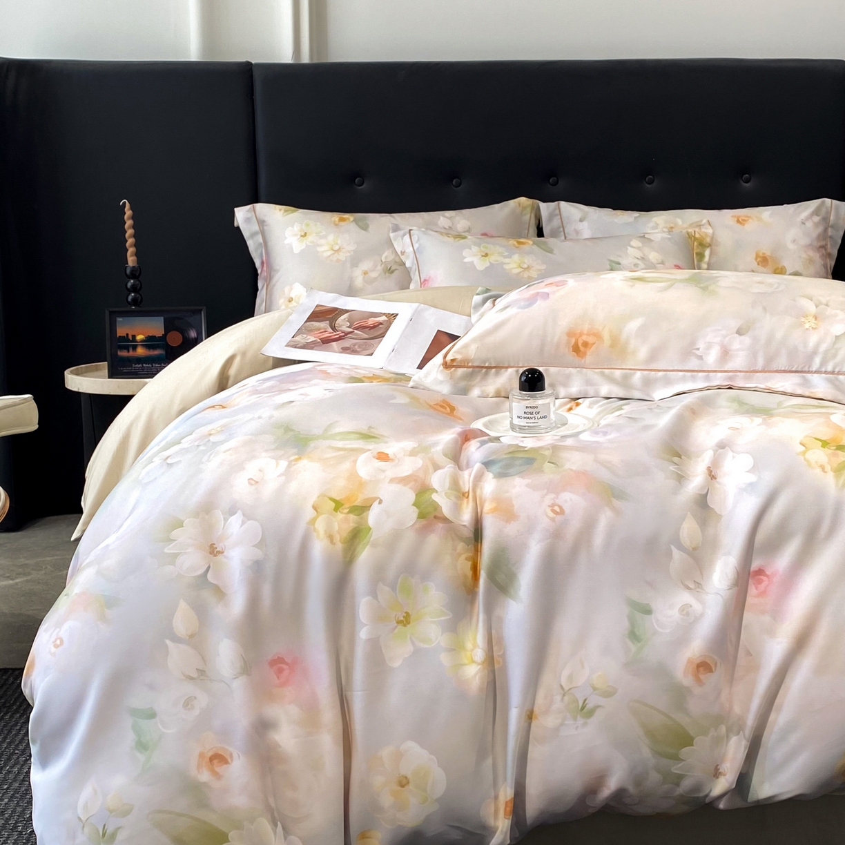 91家纺网 家纺一手货源 找家纺 启航家居 2026新款春夏天丝莱赛尔数码印花四件套 云间素语绿