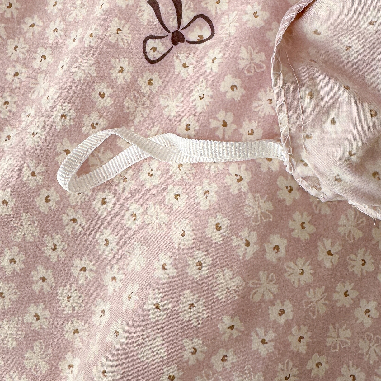 91家纺网 家纺一手货源 找家纺 铺尚美家纺 2026新款田园韩版花边款小碎花古法水洗仿棉A类云感棉四件套 仲夏晚樱