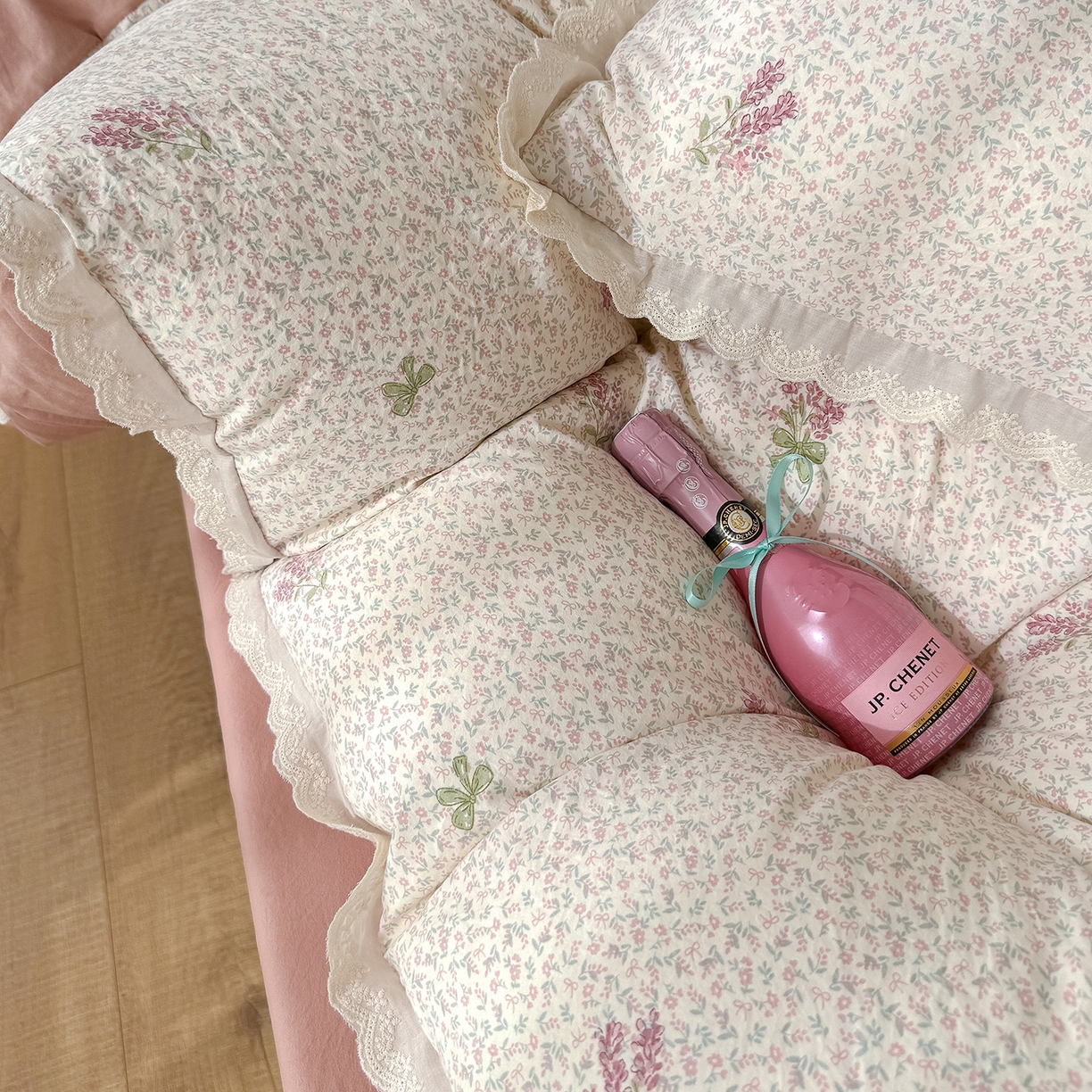 91家纺网 家纺一手货源 找家纺 铺尚美家纺 2026新款田园韩版花边款小碎花古法水洗仿棉A类云感棉四件套 春野