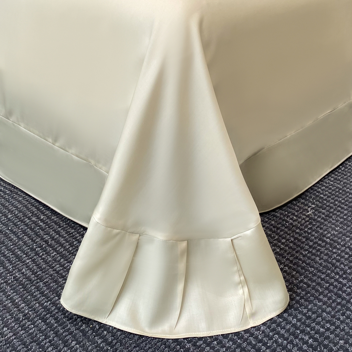 91家纺网 家纺一手货源 找家纺 启航家居 2026新款春夏天丝莱赛尔数码印花四件套 云间素语绿