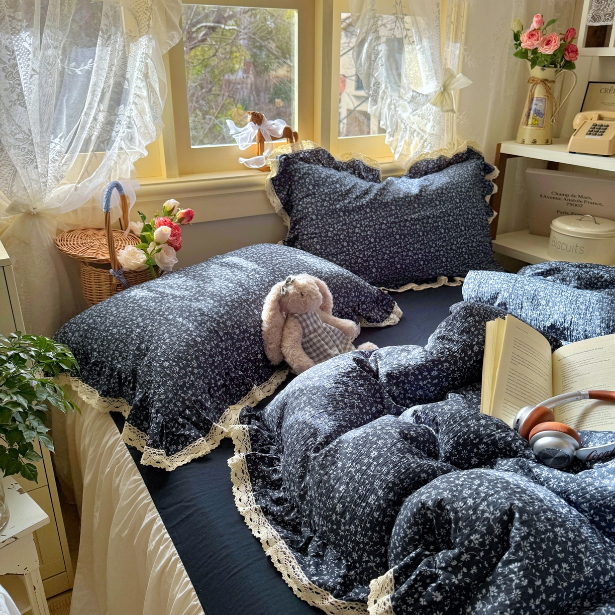 91家纺网 家纺一手货源 找家纺 （总）阿曼达 2026新款印花复古小碎花镂空蕾丝花边款四件套