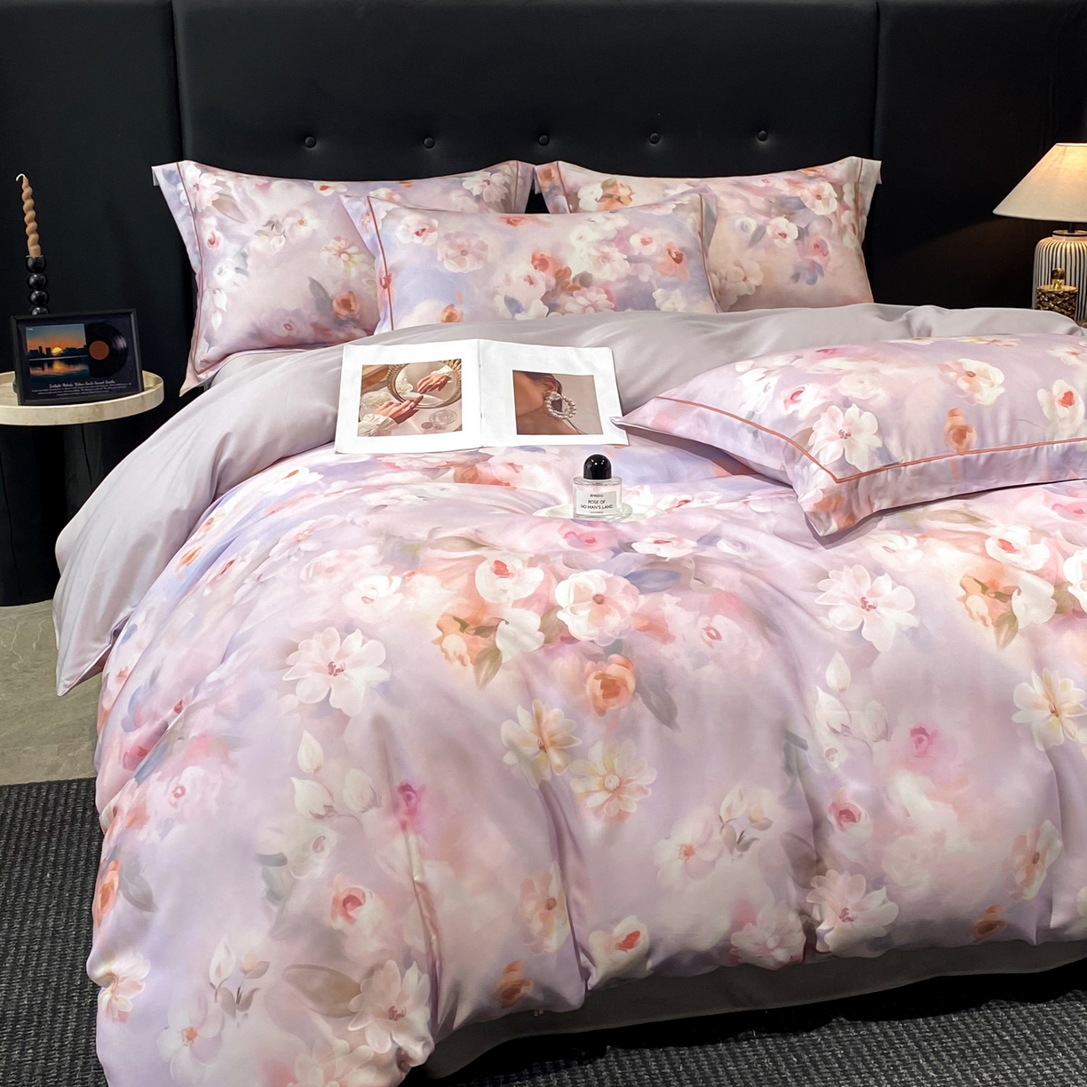 91家纺网 家纺一手货源 找家纺 启航家居 2026新款春夏天丝莱赛尔数码印花四件套 云间素语紫